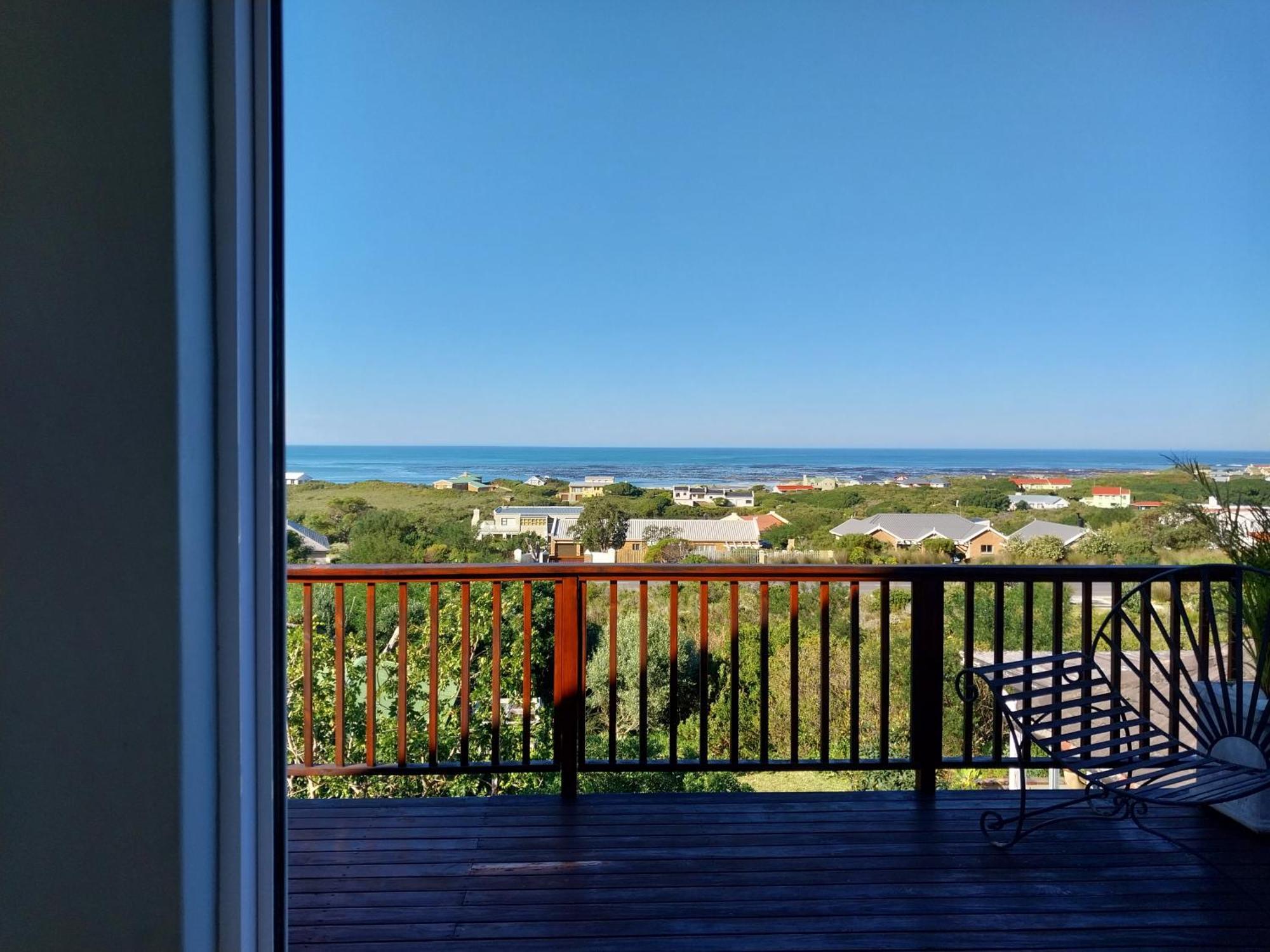 Hotel The Trailhouse Bettyʼs Bay Esterno foto