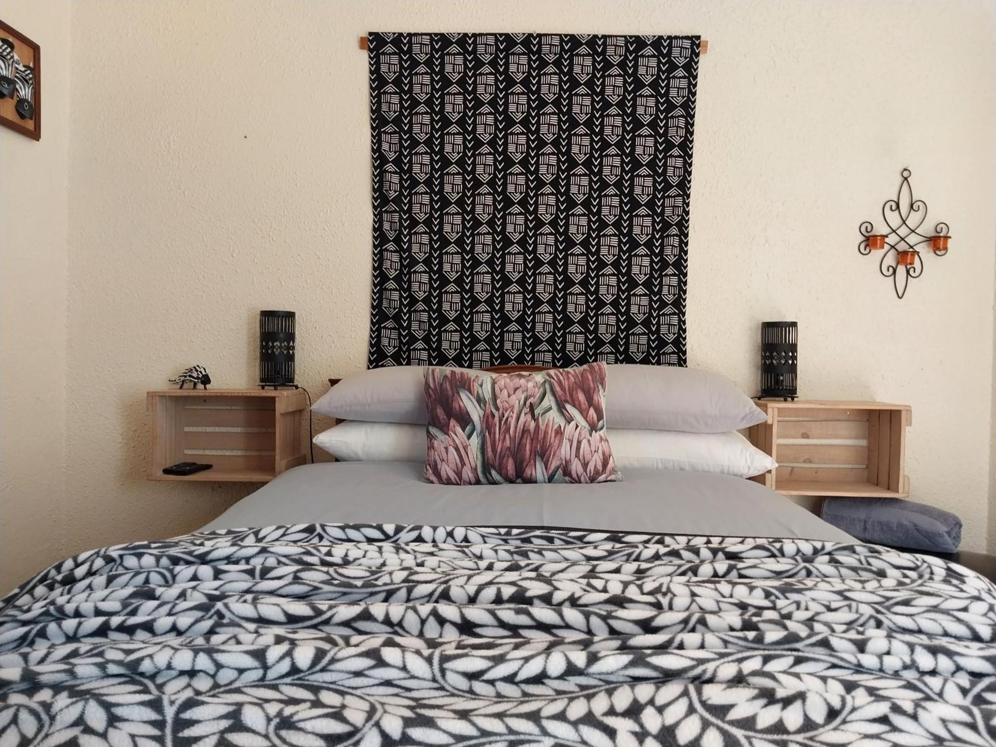 Hotel The Trailhouse Bettyʼs Bay Esterno foto