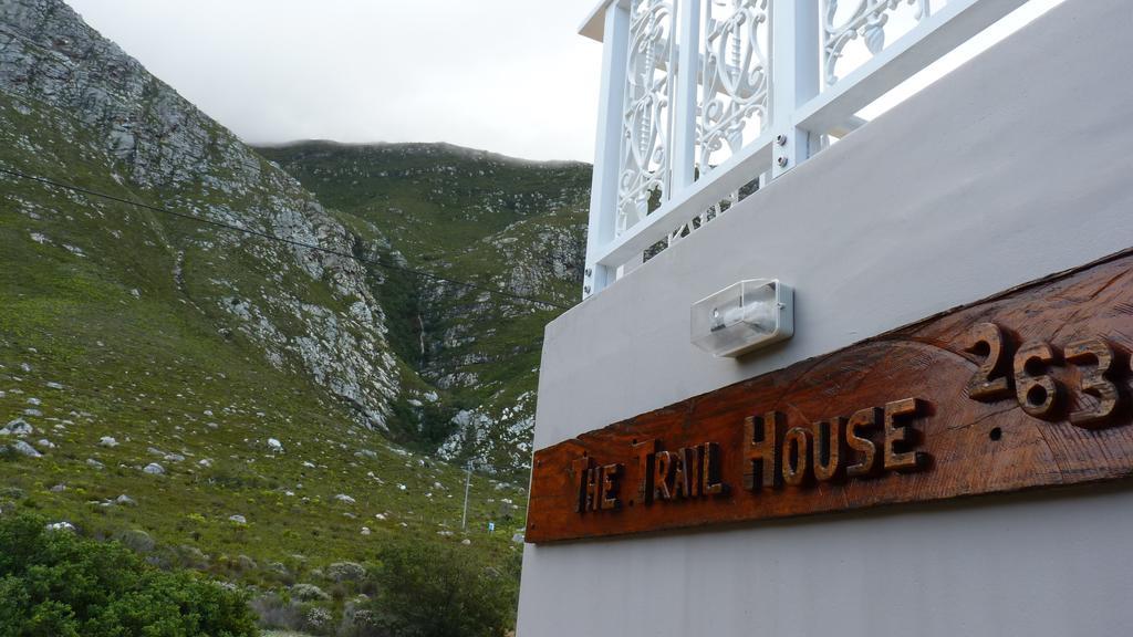 Hotel The Trailhouse Bettyʼs Bay Esterno foto