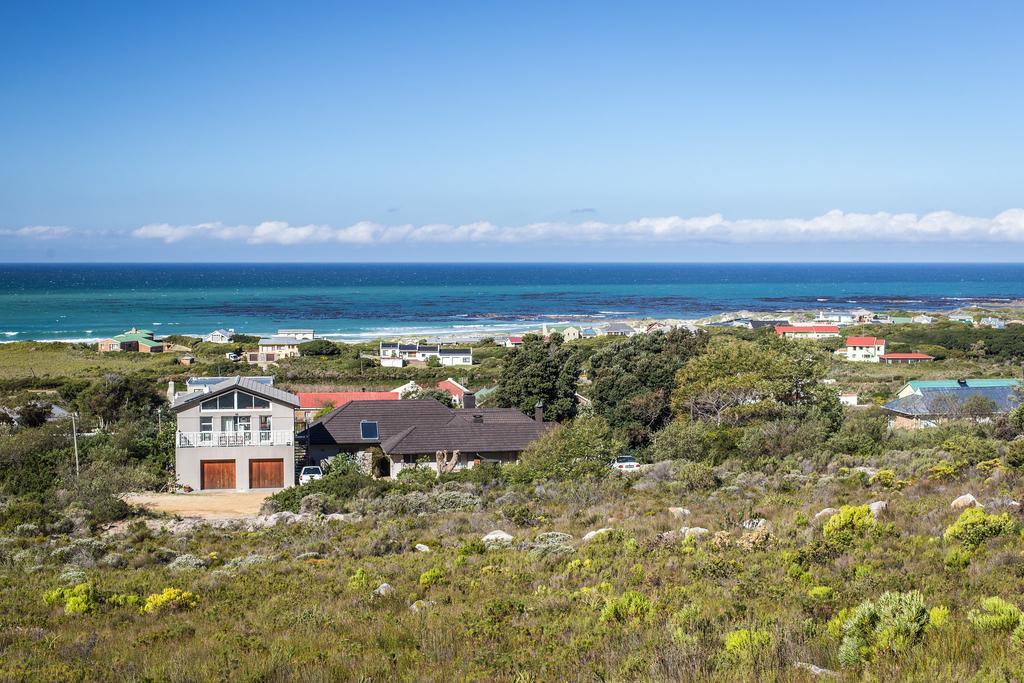 Hotel The Trailhouse Bettyʼs Bay Esterno foto